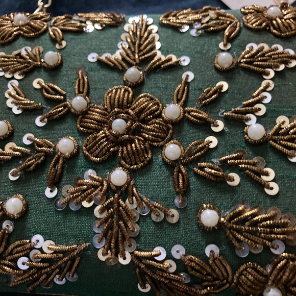 Atiya Choudhury Embellished Green Clutch - Picture 5 of 5